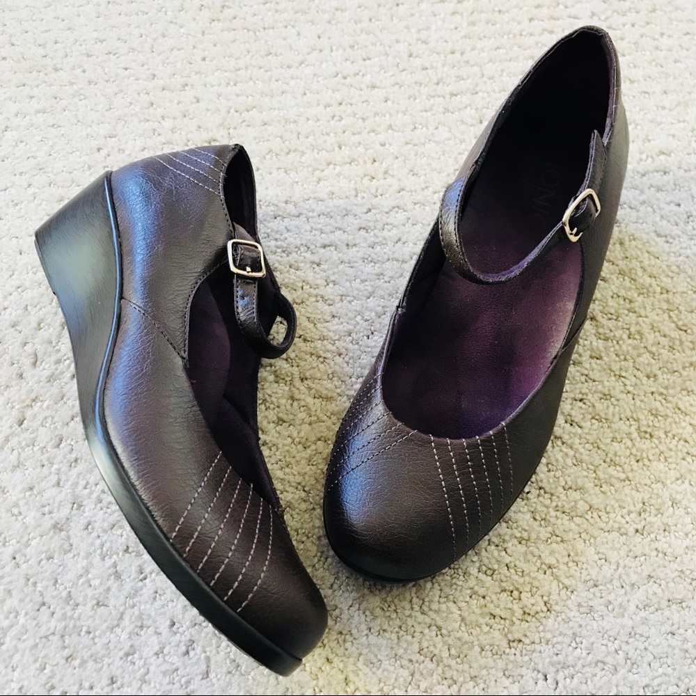 Vionic Ankle Strap Wedges